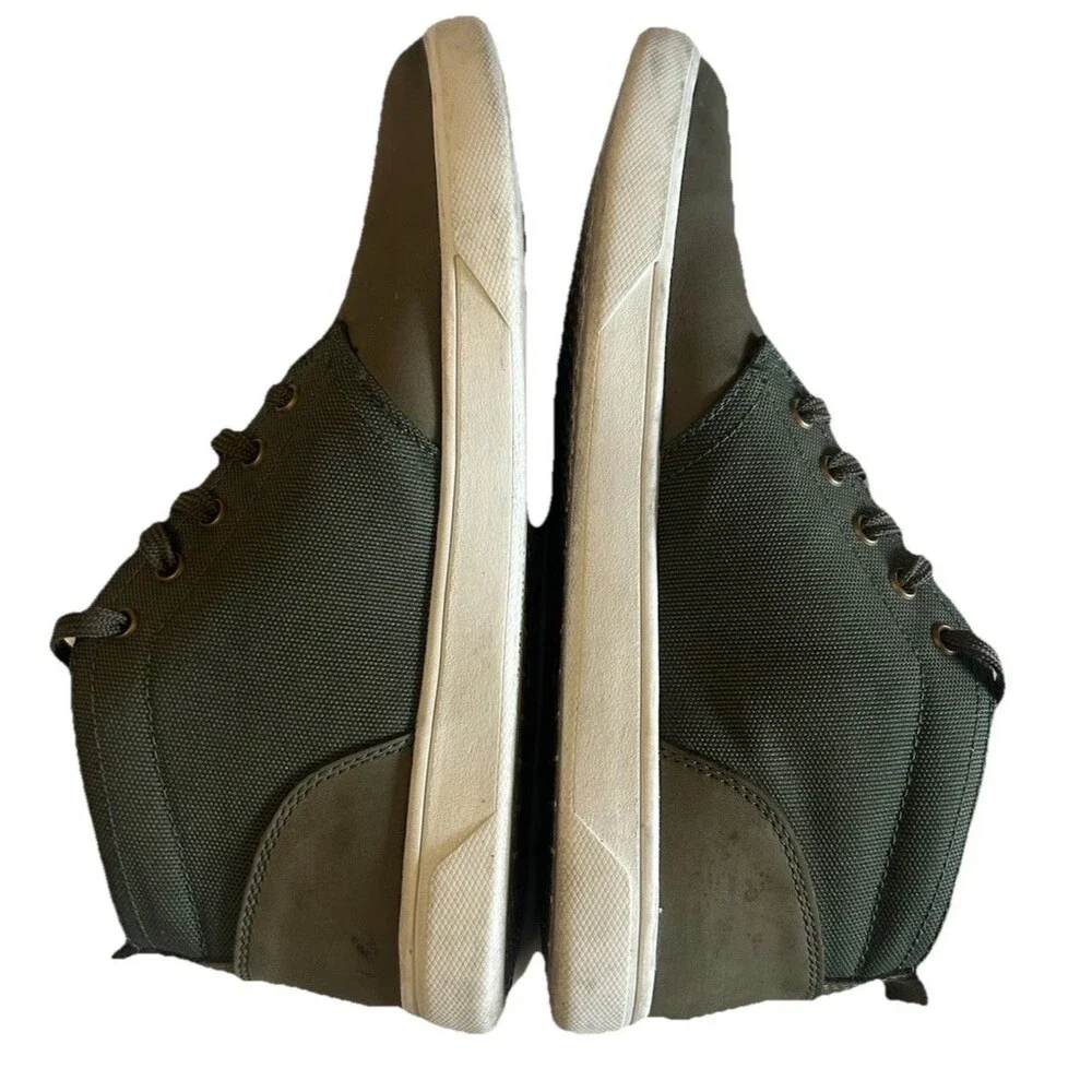 Timberland Davis Square Men's Size 7.5  Chukka Dark Green Nubuck Canvas Sneaker